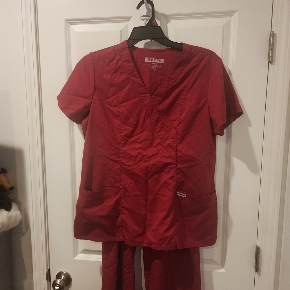 Grey's Anatomy Burgundy Set Large